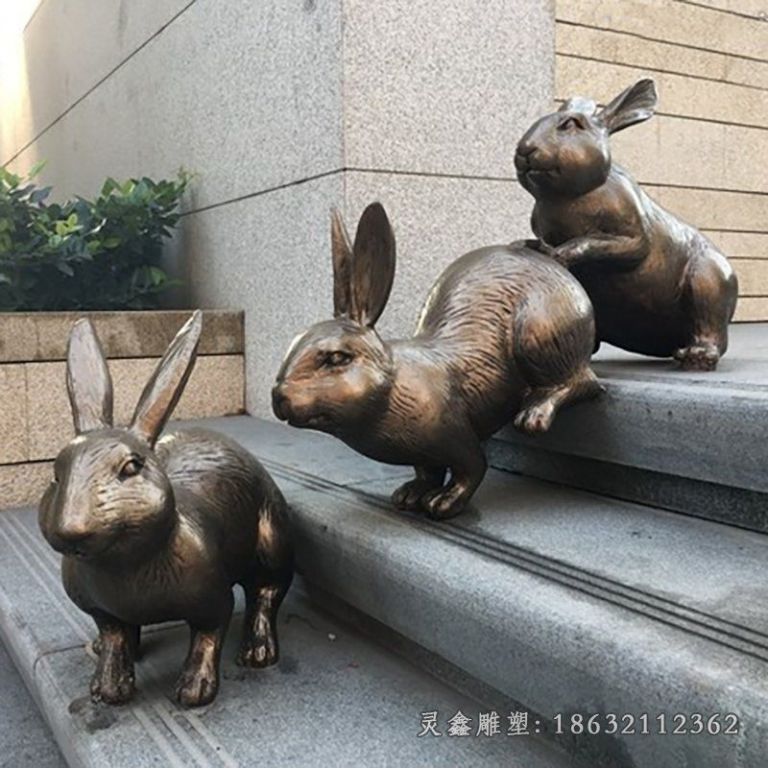 生肖兔子铜雕